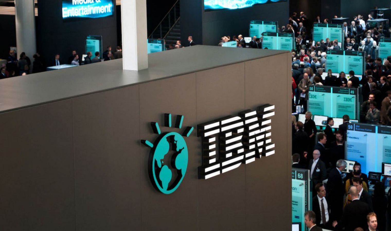W 1993 roku straty IBM sięgają 5 miliardów dolarów